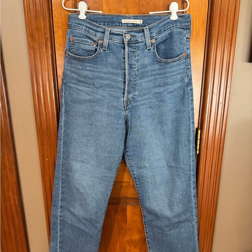 Levi’s Rib Cage Straight Ankle Blue Denim Jeans
